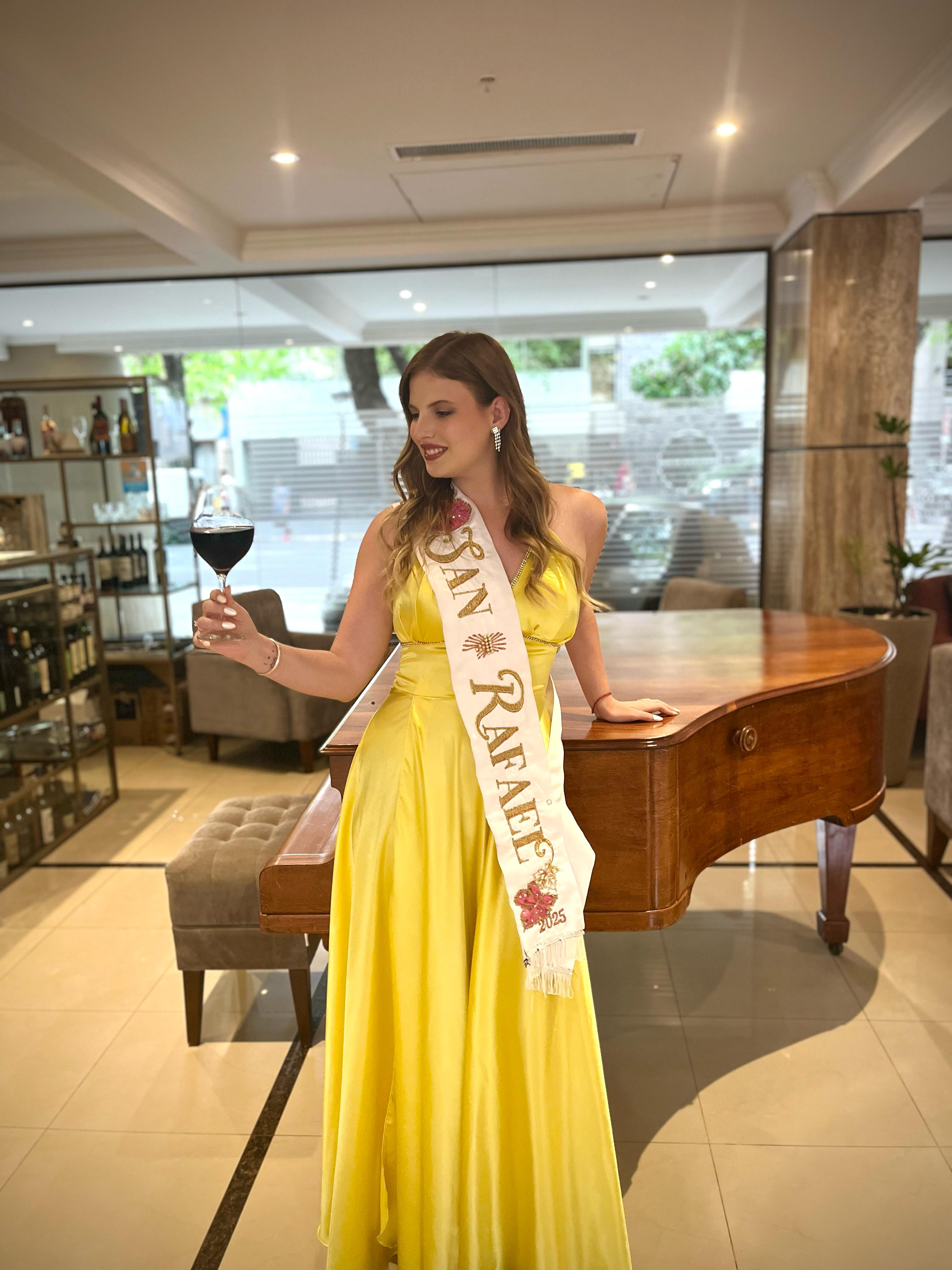 SOFÍA ZINGARETTI ENCABEZA MÚLTIPLES ACTIVIDADES EN LA CIUDAD DE MENDOZA ANTES DE LA VENDIMIA NACIONAL