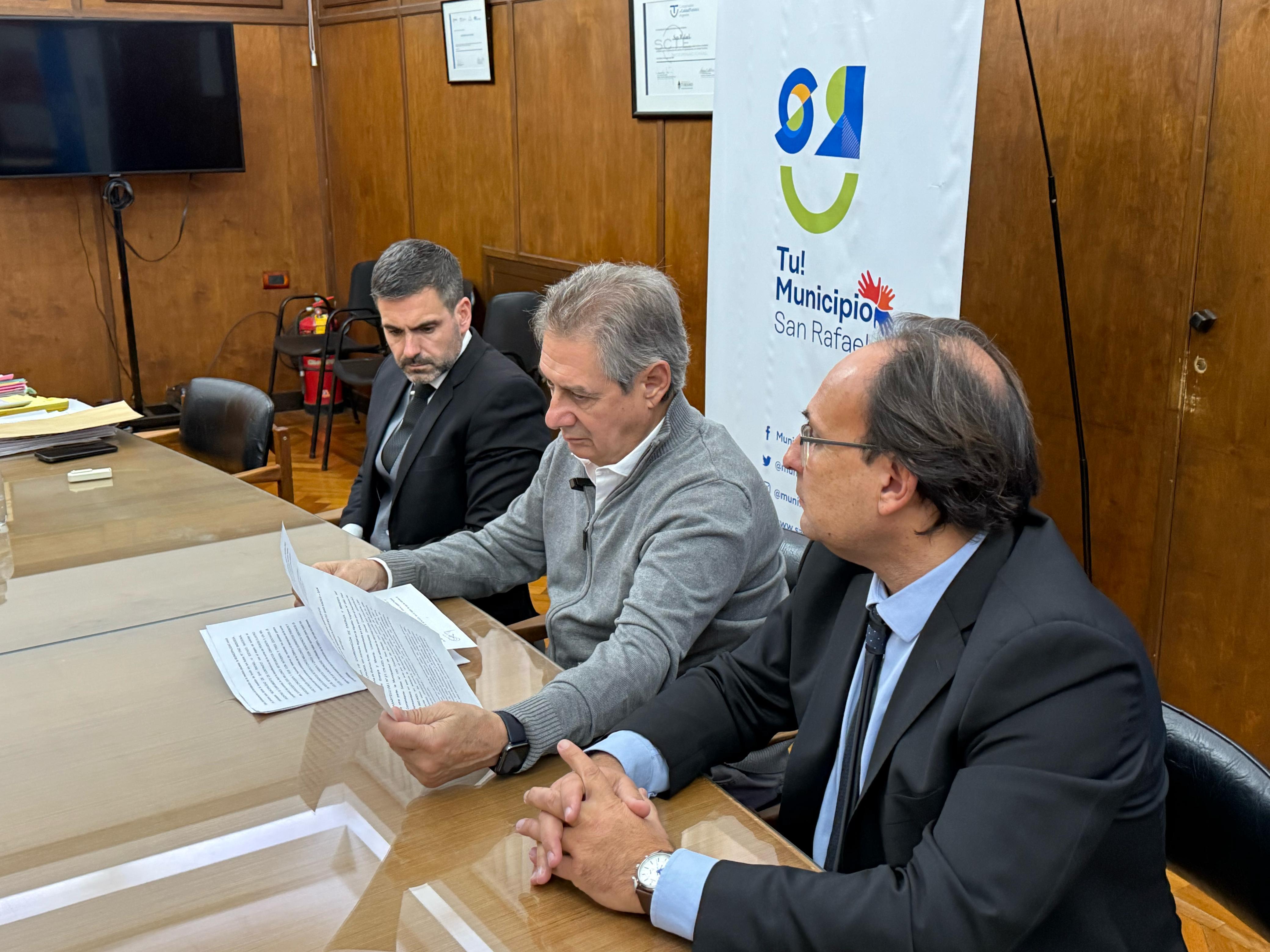 OMAR FÉLIX: “EL MUNICIPIO TIENE LOS FONDOS PARA TERMINAR EL GASODUCTO”